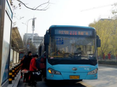 元旦假期南昌近320万人次乘公交出行
