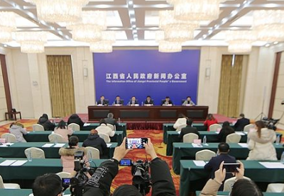 “决战脱贫攻坚 江西省‘十三五’脱贫攻坚成就巡礼”系列发布会萍乡专场发布会答记者问