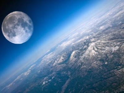 人类睡眠竟与月球周期同步？有研究表明：满月前夜入睡更晚、睡眠更少