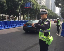 南昌经开大道乌沙河泵闸段实行交通管制 时间长达1年