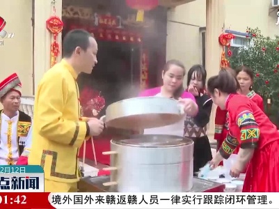 【共庆新年笑语哗】五色饭七彩糕 民族村里年味浓