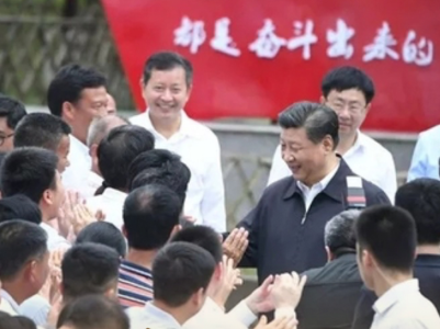 和人民在一起丨情牵老区
