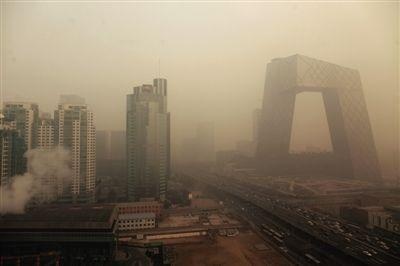 67个城市启动重污染预警 专家解析春节重污染成因