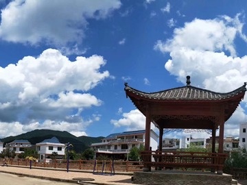 长洛乡—— 山里致富路更宽