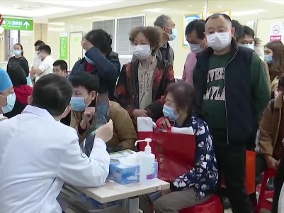 广东省江西赣州商会在赣州开展义诊活动