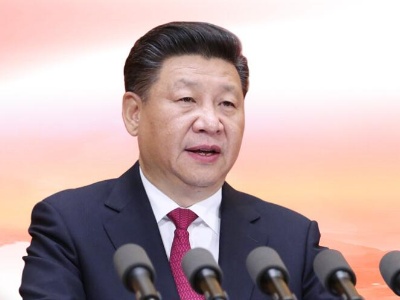 习近平同布隆迪总统恩达伊施米耶通电话 