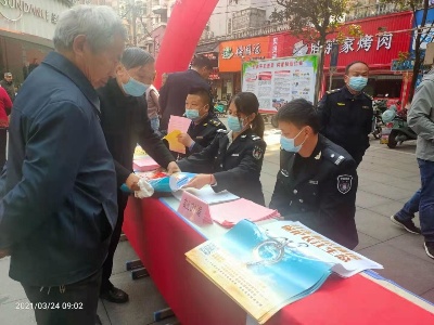 进贤县农业农村局开展禁捕退捕宣传活动