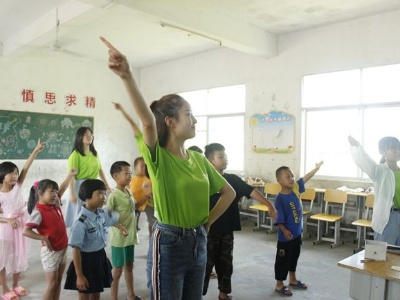 苔花如米小，书香沁满怀——江西财经大学金融学院暖阳社公益服务纪实 