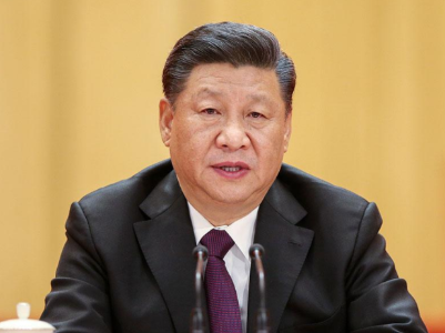 在这些革命文物前，总书记曾驻足良久