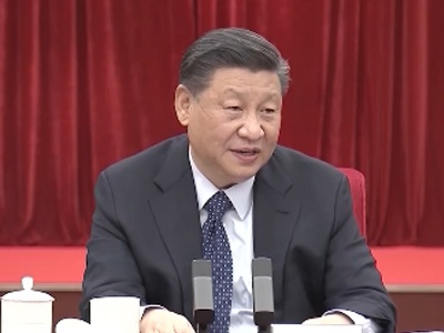 习近平在看望参加政协会议的医药卫生界教育界委员时强调 把保障人民健康放在优先发展的战略位置 着力构建优质均衡的基本公共教育服务体系