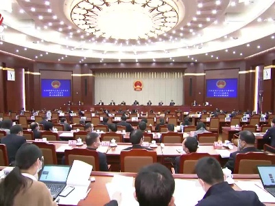 省十三届人大常委会第二十八次会议闭会 刘奇主持会议
