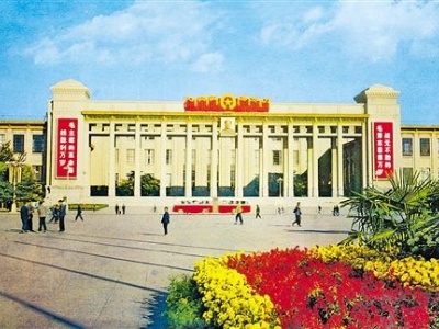 “十大建筑”见证奇迹