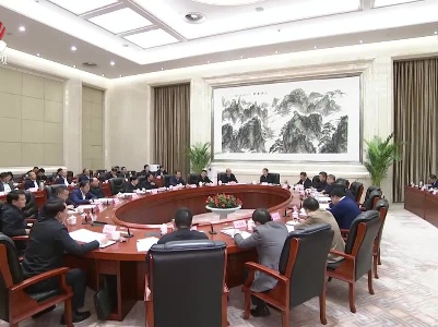 易炼红在赣江新区建设发展工作专题调度会上强调 在“十四五”开局之年跑出快节奏加速度 为江西打造重要战略支点提供强有力支撑