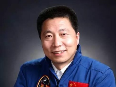 全国政协委员杨利伟：新选拔的第三批18名航天员已经准备进入训练