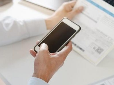 默默收漫游费43个月？客服：用户不主动取消会一直收