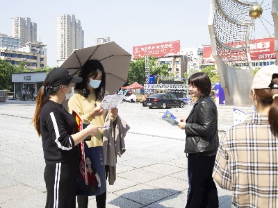 鹰潭市开展侵权盗版及非法出版物集中销毁活动