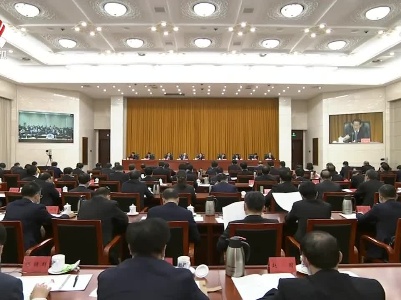 易炼红在省政府第四次廉政工作会议上强调 一以贯之深化“五型”政府建设 一刻不停推进全面从严治党 把讲政治践忠诚抓落实贯穿于政府工作各方面和全过程