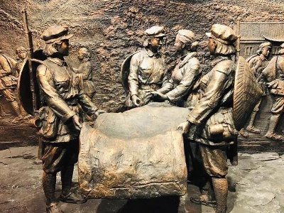 人民论坛网评 | “半条被子”见初心