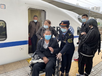 乐观的叔叔