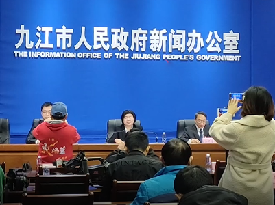 寻访红色地标 了解背后故事