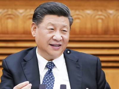 习近平同德国总理默克尔通电话 