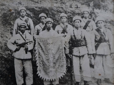 “鸡雄山阻击战斗英雄连”：顽强坚守　永不退缩