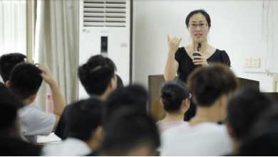 江西省“新时代学生心目中的好老师” 甘为人梯篇