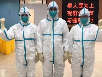 “我们不冲上去谁上去？” 南大一附院医护人员的请战