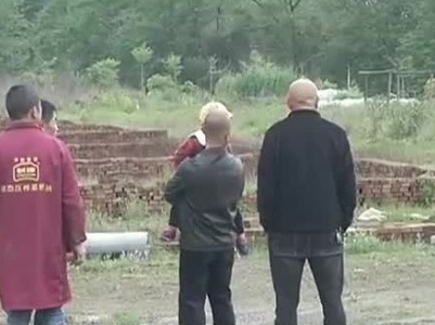 【聚焦“放管服”改革 曝光“怕慢假庸散”·回头看】宜春铜鼓：安置地仍未落实 镇政府开空头支票？