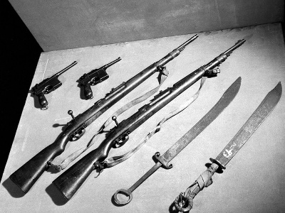1927，武装反抗国民党反动派的第一枪