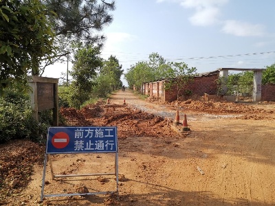 南台乡：步稳蹄急 抓紧实施公路安全生命防护工程