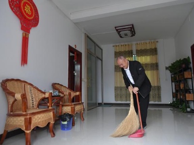 在习近平总书记的引领下·红色足迹篇丨江西于都：以不渝初心走好新长征路