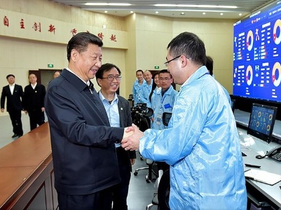 联播+丨习近平和科技工作者的七个温暖瞬间