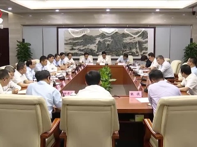 九江市全面从严治党座谈会召开