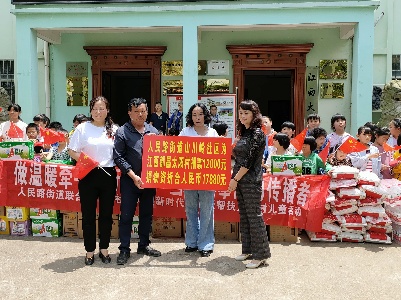 九江浔阳区人民路街道关爱苦难儿童 走访慰问暖人心