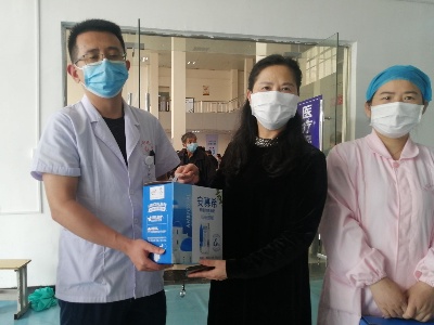 进贤县人民医院全力保障疫苗接种工作