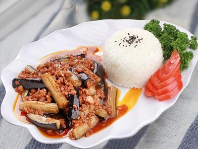 料理包制餐是方便还是“没锅气” 你接受还是反对？