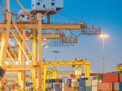 今年前5个月全国综合保税区进出口同比增长31.6% 