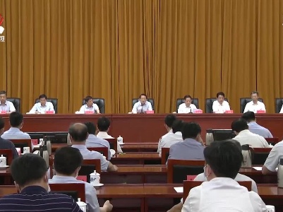 易炼红在全省深化“放管服”改革着力培育和激发市场主体活力电视电话会议上强调 加快建设全国政务服务满意度一等省份 让更多市场主体在江西落地生根茁壮成长
