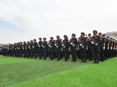 全省公安2021年“奋进新征程 忠诚保华诞”特巡警综合演练在南昌举行