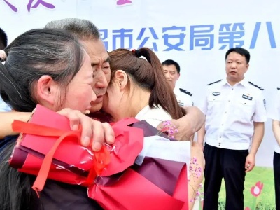 跨越34年！南昌昨天上午这一幕，感动无数人……