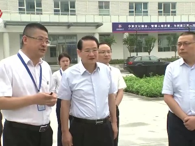 易炼红在赣江新区调研时强调 推动全省营商环境像芝麻开花节节高越来越好 把江西建设成为全国政务服务满意度一等省份