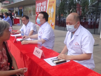沪赣籍知名医学专家在吉安进行大型义诊活动