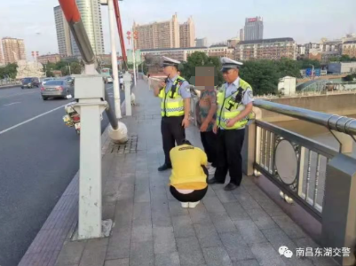 就发生在南昌八一大桥，紧急……