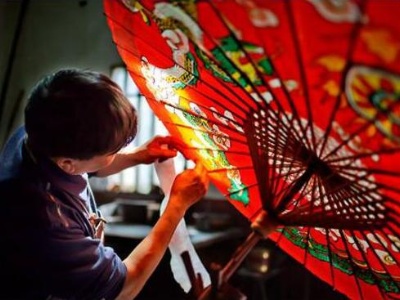 让非遗绽放更加迷人的光彩