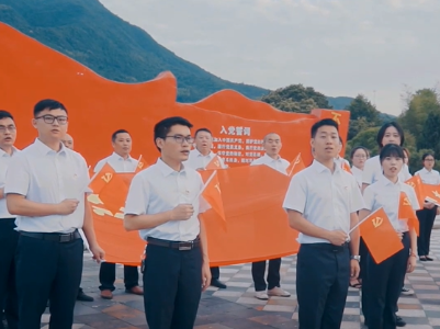 江西修水：永远跟党走 红歌庆百年