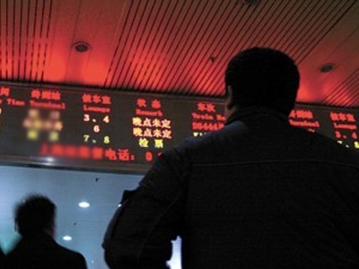 受河南暴雨影响 九江一趟列车暂时停运 其他列车不同程度晚点