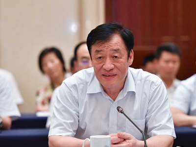 刘奇在“八一”建军节座谈会上强调 大力弘扬军爱民民拥军的优良传统  共同开创“十四五”双拥工作新局面 易炼红主持