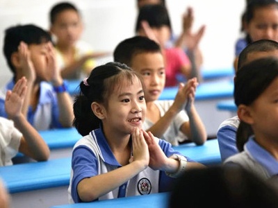 暑假给孩子减负：勿盲目报班