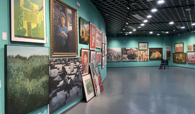 上饶市举办“伟大的征程”书法美术摄影作品展